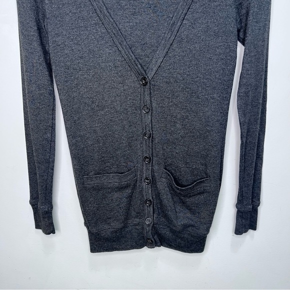 Aritizia Talula Grey Button Down Lightweight Cardigan Size XS - Picture 5 of 10